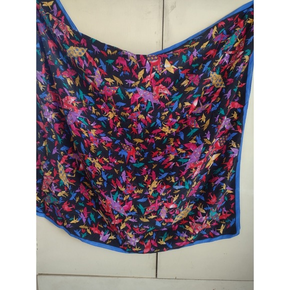 Boston Museum of Fine Arts Accessories - Boston Museum Of Fine Arts Silk Scarf 34" Origami Cranes Colorful Asian